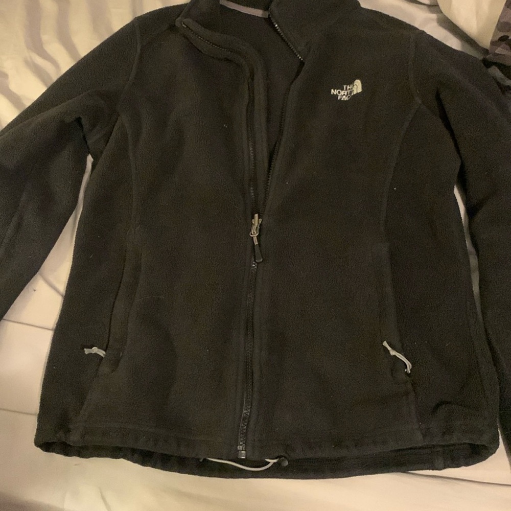 The North Face women’s Fleece Jacket